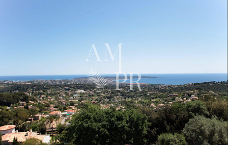 Villa avec vue panoramique- Environement agréable Cannes Alpes-Maritime